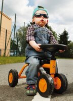 Vierrad Quaddy mit Kind in Action