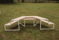Outdoor Trapeztisch mit Bank außen