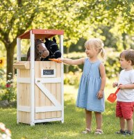 Kinder mit Stall und Pferden