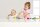 Kinder spielen mit Softknete