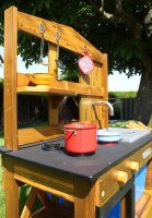 Outdoor Spielküche mit Pumpe - fahrbar, inkl. 32-tlg. Küchenset