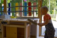 Kinder Werkbank mit Türen