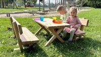 Krippen Sitzgarnitur Douglasie mit Kindern