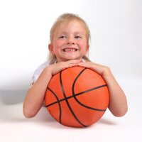 Basketball orange mit Kind