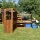 Outdoor Spielkueche Junge mit Pumpe