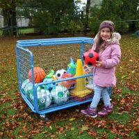 Transportwagen mit Kind outdoor
