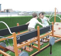 Überbrückungswagen mti Kindern