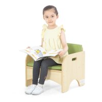 Kindersessel mit Kind
