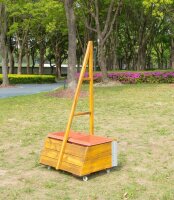 Beet mit Rankgitter