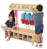 Kindergarten Garderobe mit Kinder