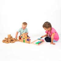 Leuchtbausteinkasten + Korkbausteine mit Kindern