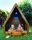 Waldhütte von vorn mit Kindern