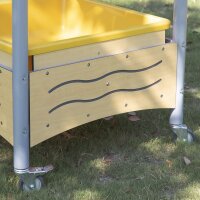 Mobiler Matschtisch mit Spitzdach