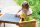 Activity Spielboard Zahlen mit Kind