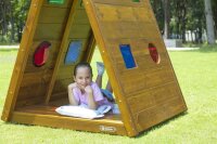 Outdoor Spielhütte Farbenspiel Kind liegend