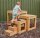 Outdoor Riesentreppe Kind aufsteigend