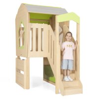 Baumhaus Owlaf Kind auf der Treppe